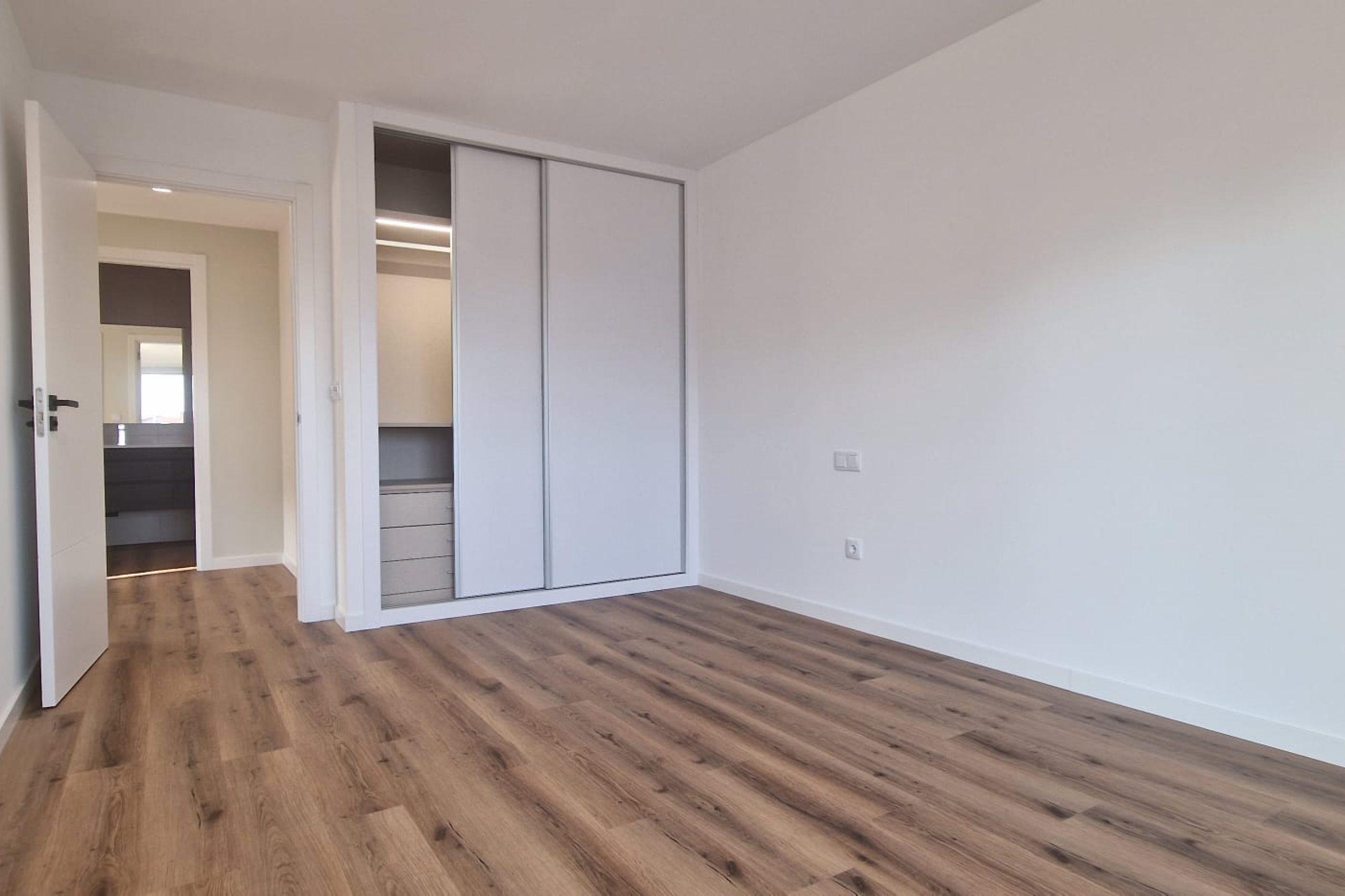 WhatsApp Image 2025-10-10 at 10.54.46 (3)